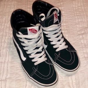 Sk8-Hi vans, worn once